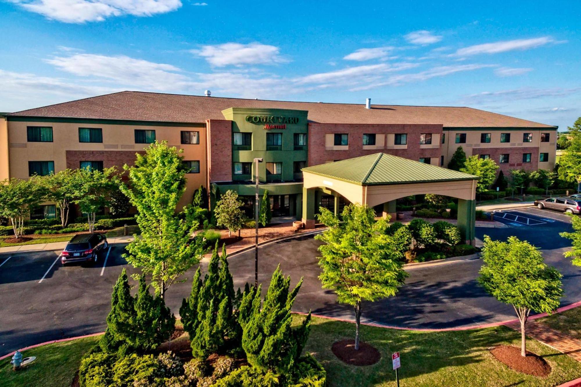Courtyard By Marriott Memphis Southaven Hotel Exterior photo